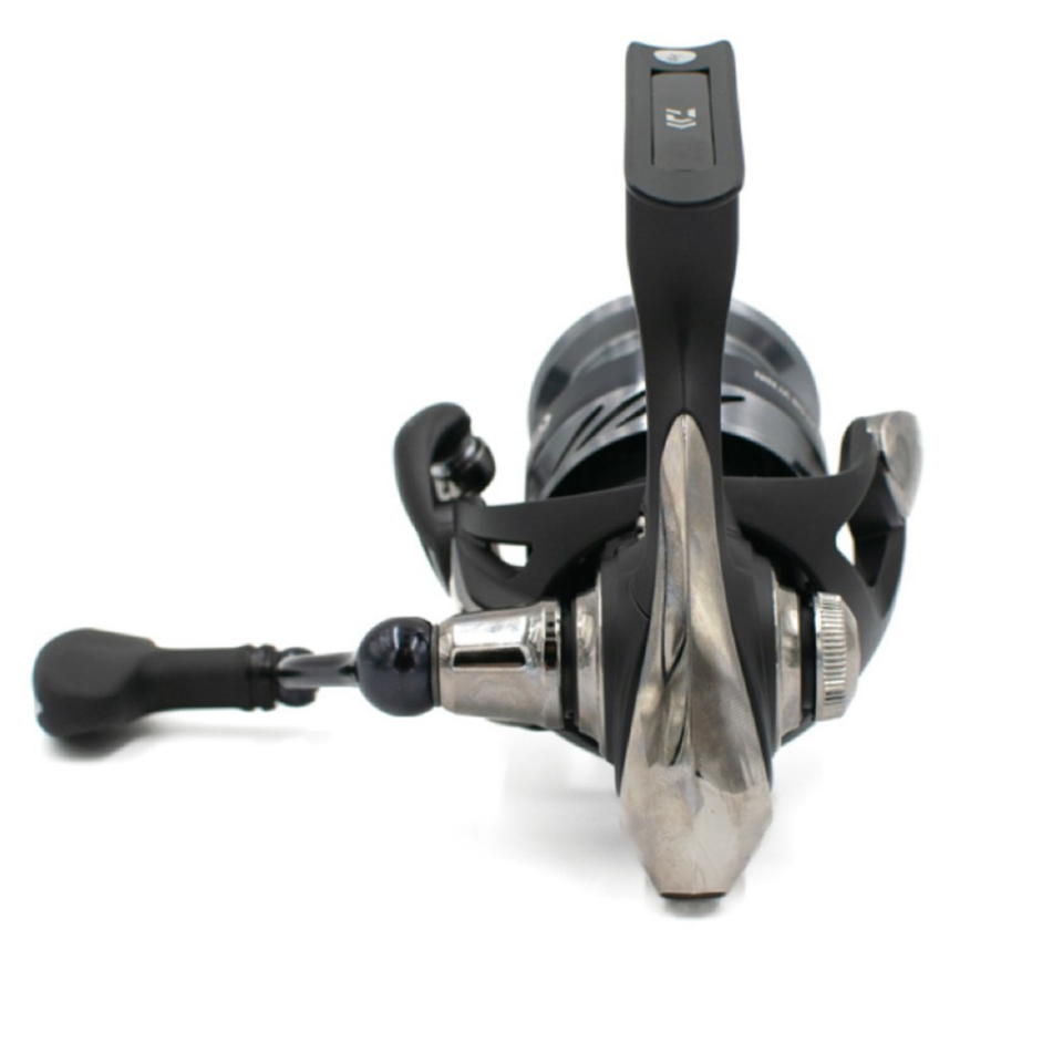 Daiwa Ninja 24 BS LT 3000-C Spin Olta Makinesi